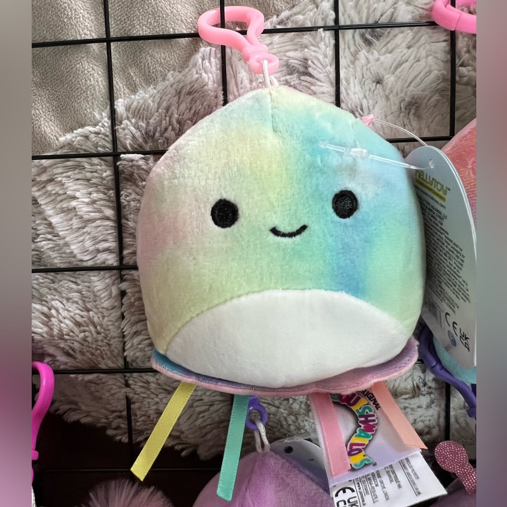 NWT Janet the Jelly Fish Squishmallows Clip